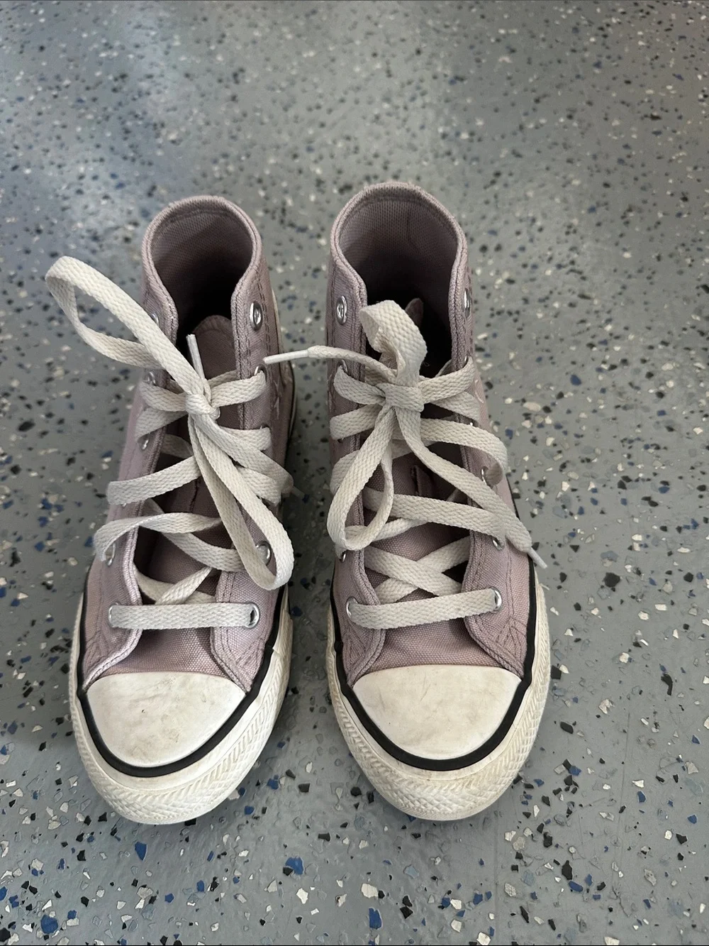 Converse kids 13.5 hightop Canvas Sneakers in Dusty Lavender
